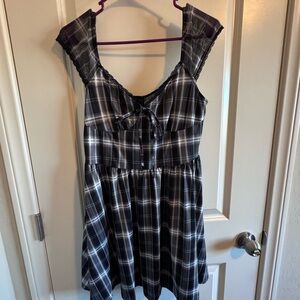 SHEIN Black and Grey Plaid sweetheart Dress